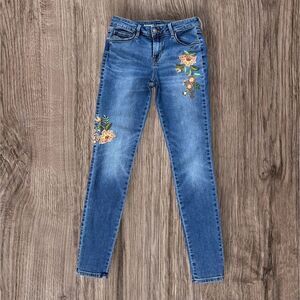 Old Navy Mid Rise Skinny Blue Jeans with Floral Embroidery